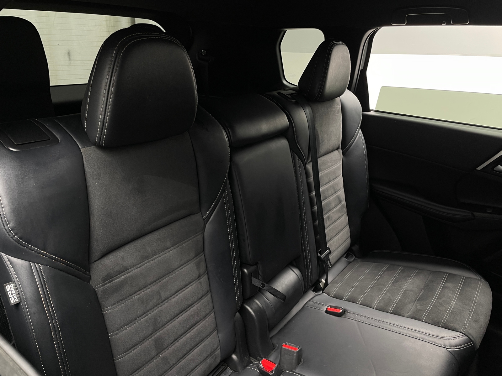 Thumbnail: 2024 Mitsubishi Outlander - 5