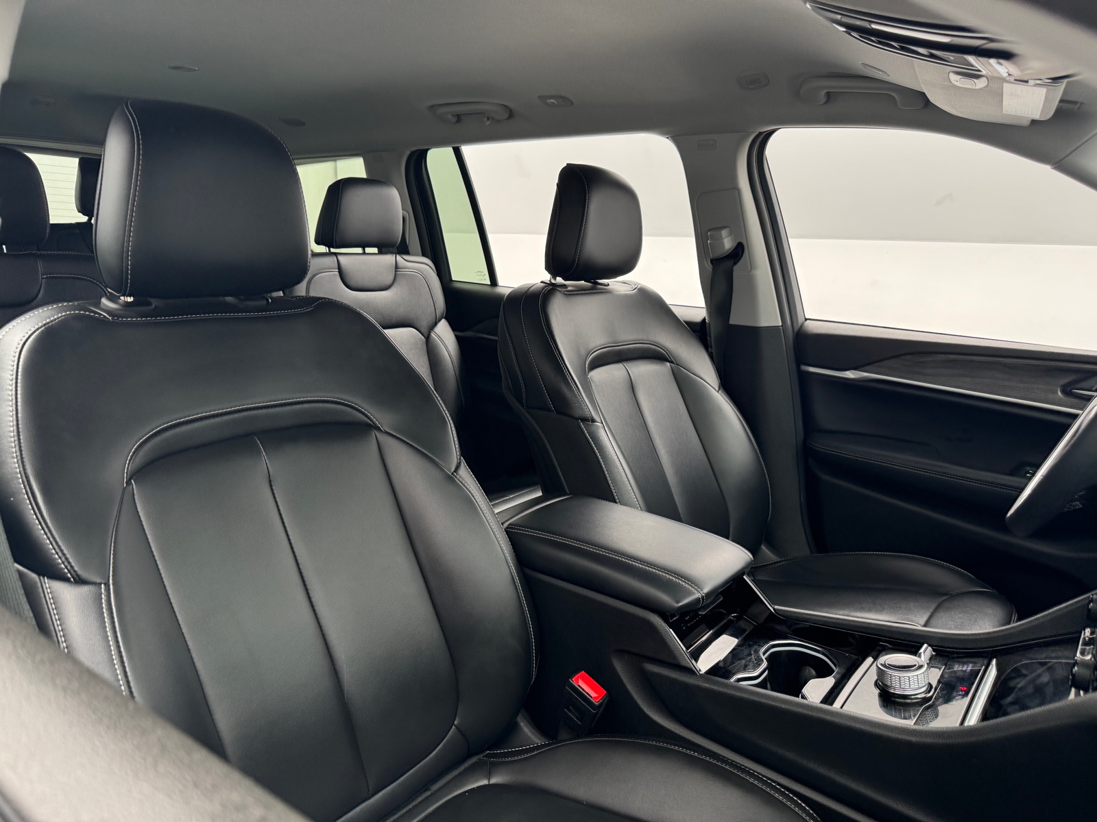 Thumbnail: 2023 Jeep Grand Cherokee L - 2