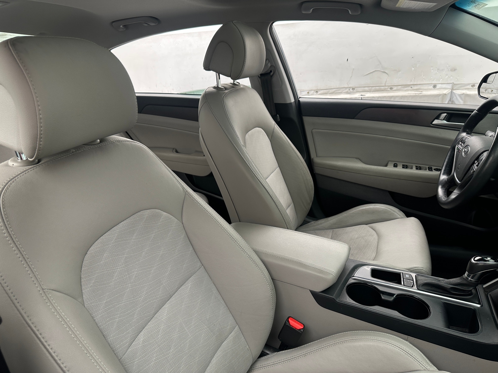 Thumbnail: 2017 Hyundai Sonata - 2