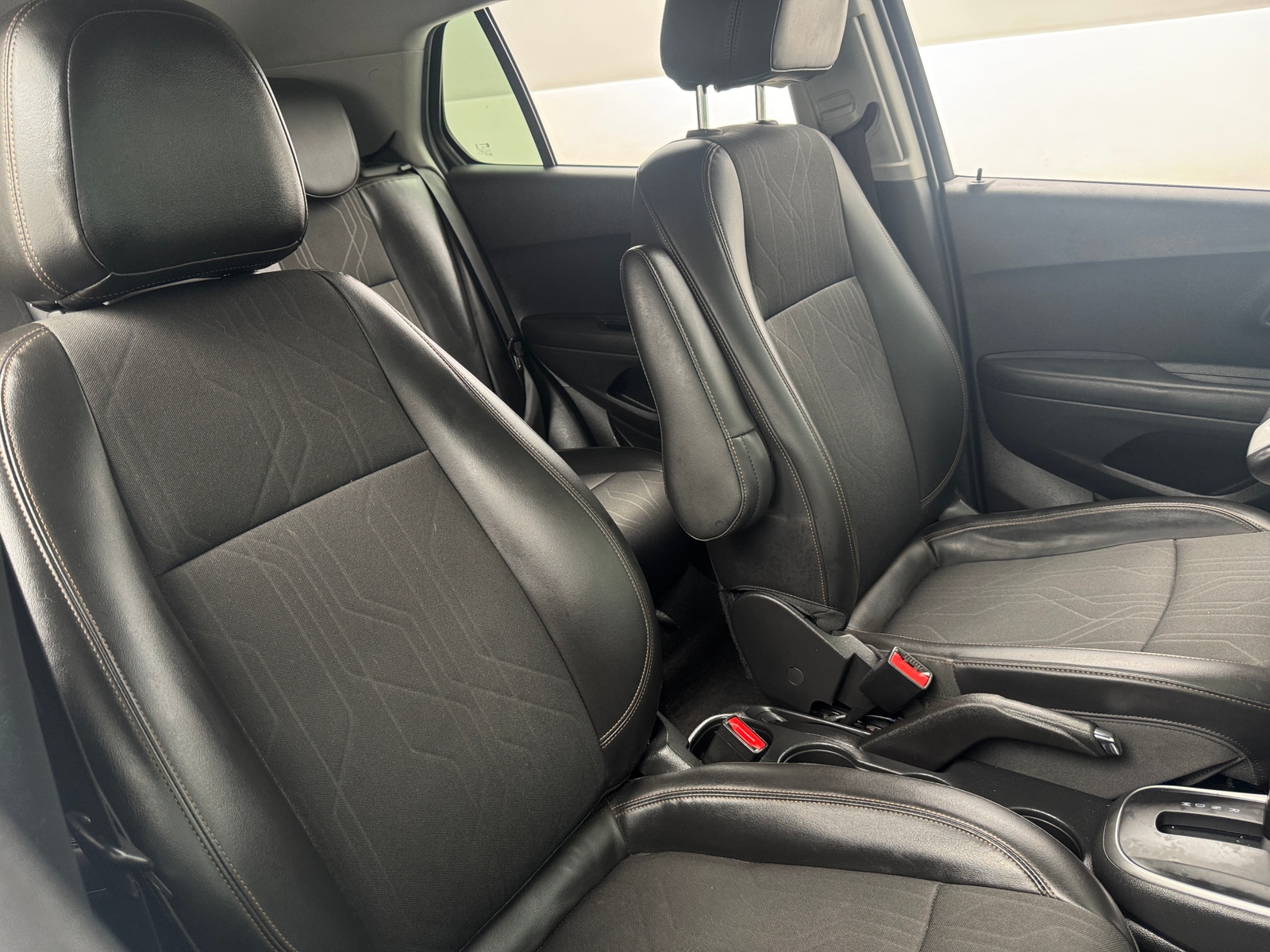 Thumbnail: 2022 Chevrolet Trax - 2