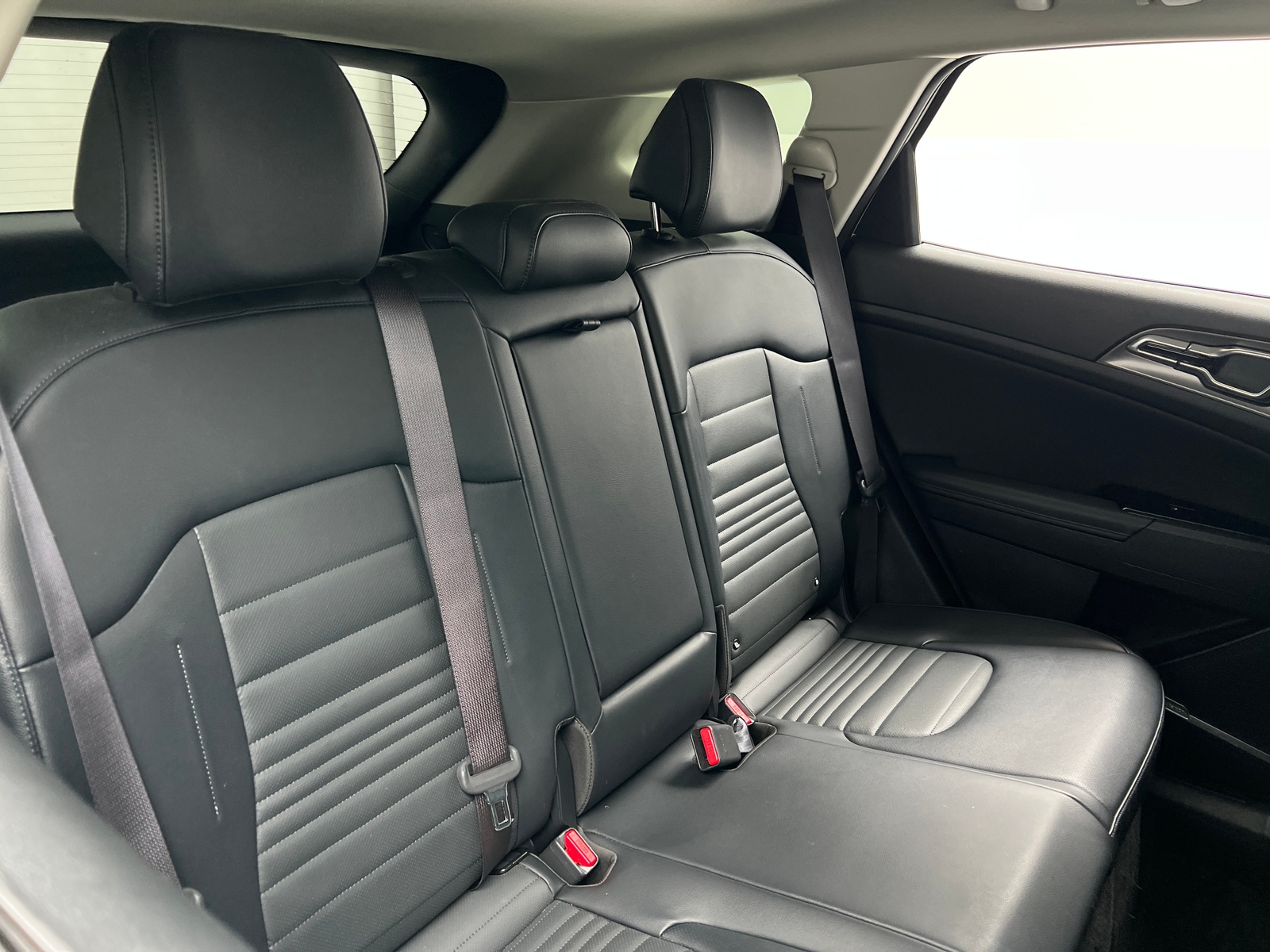Thumbnail: 2023 Kia Sportage - 5