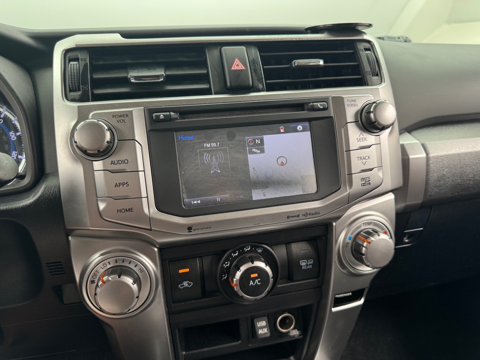 Thumbnail: 2016 Toyota 4Runner - 4