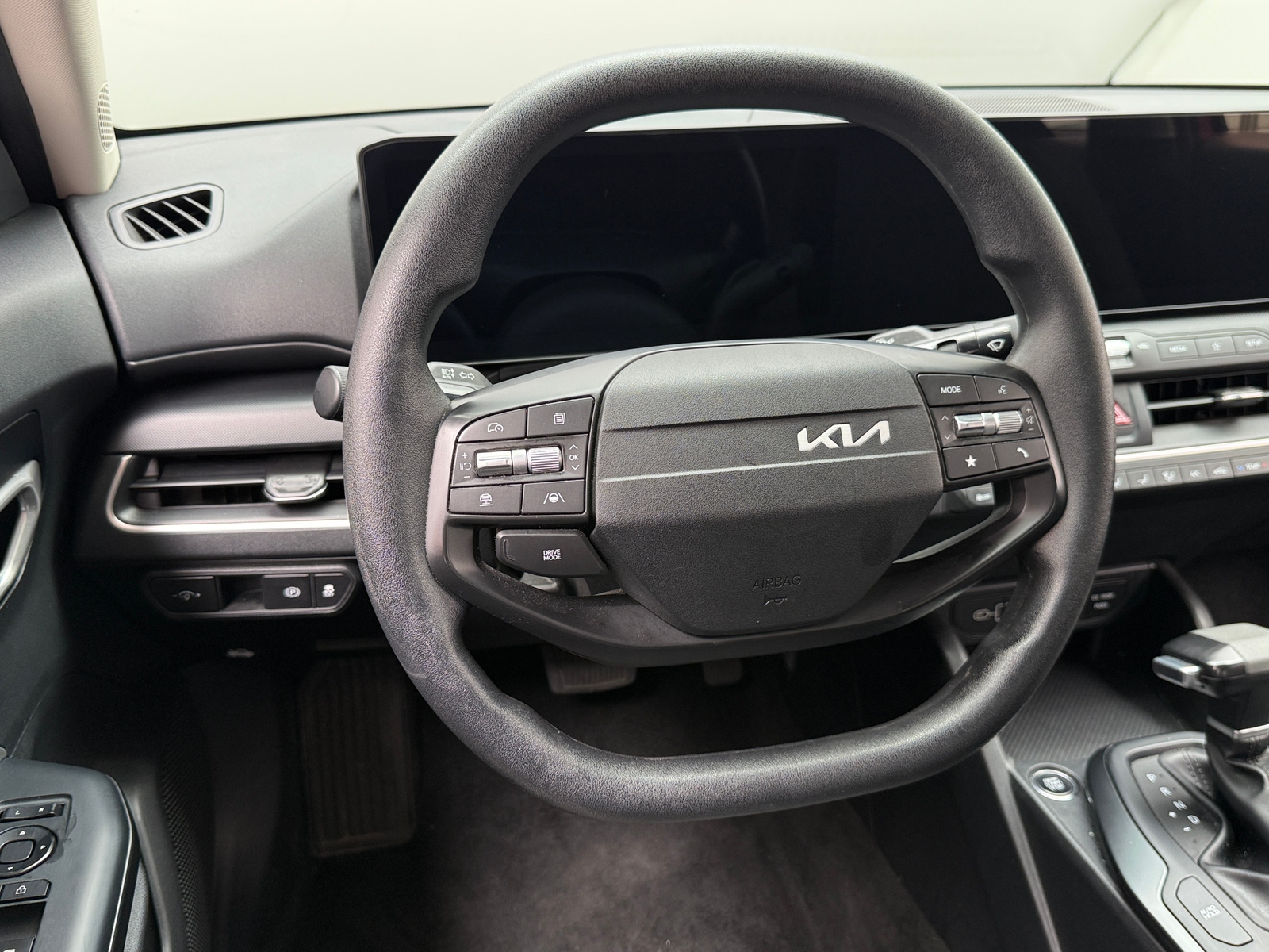 Thumbnail: 2025 Kia K4 - 5