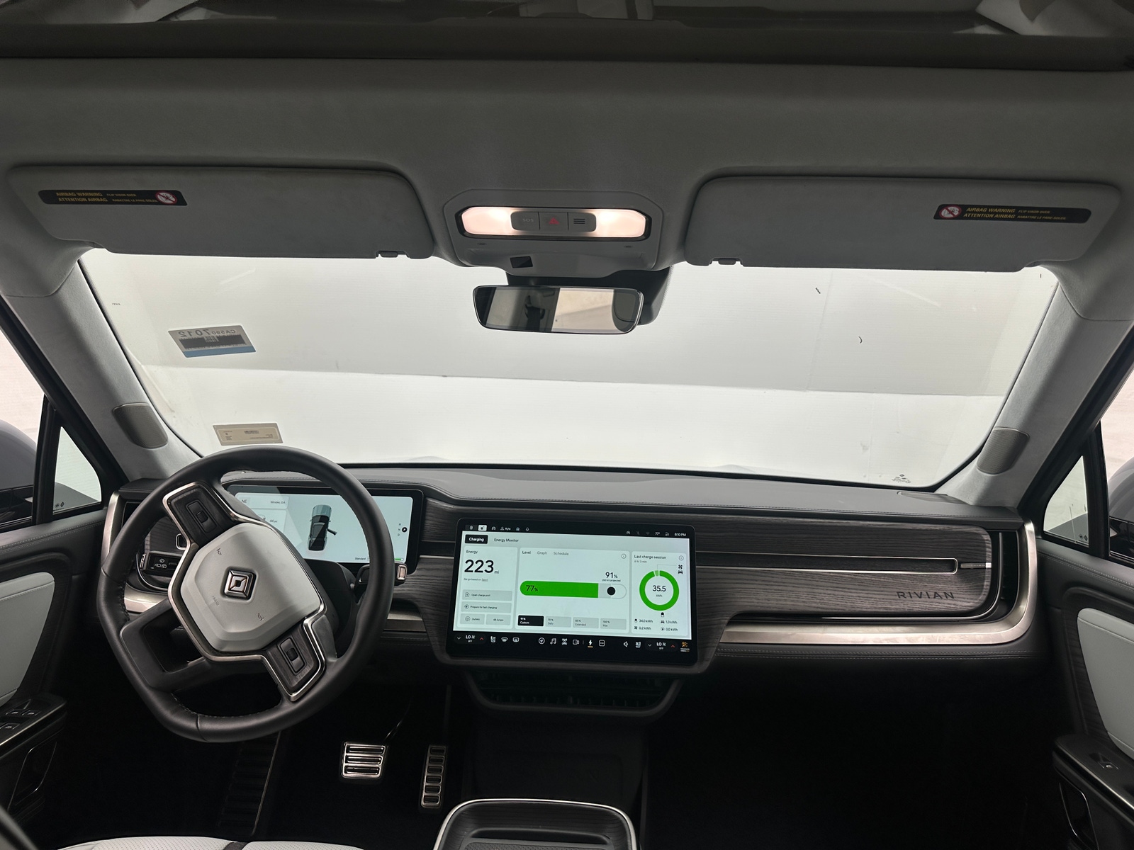 Thumbnail: 2023 Rivian R1S - 2