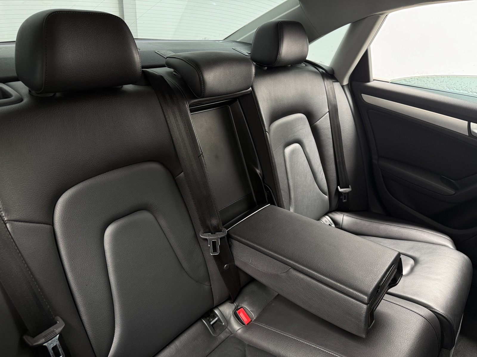 Thumbnail: 2016 Audi A4 - 5