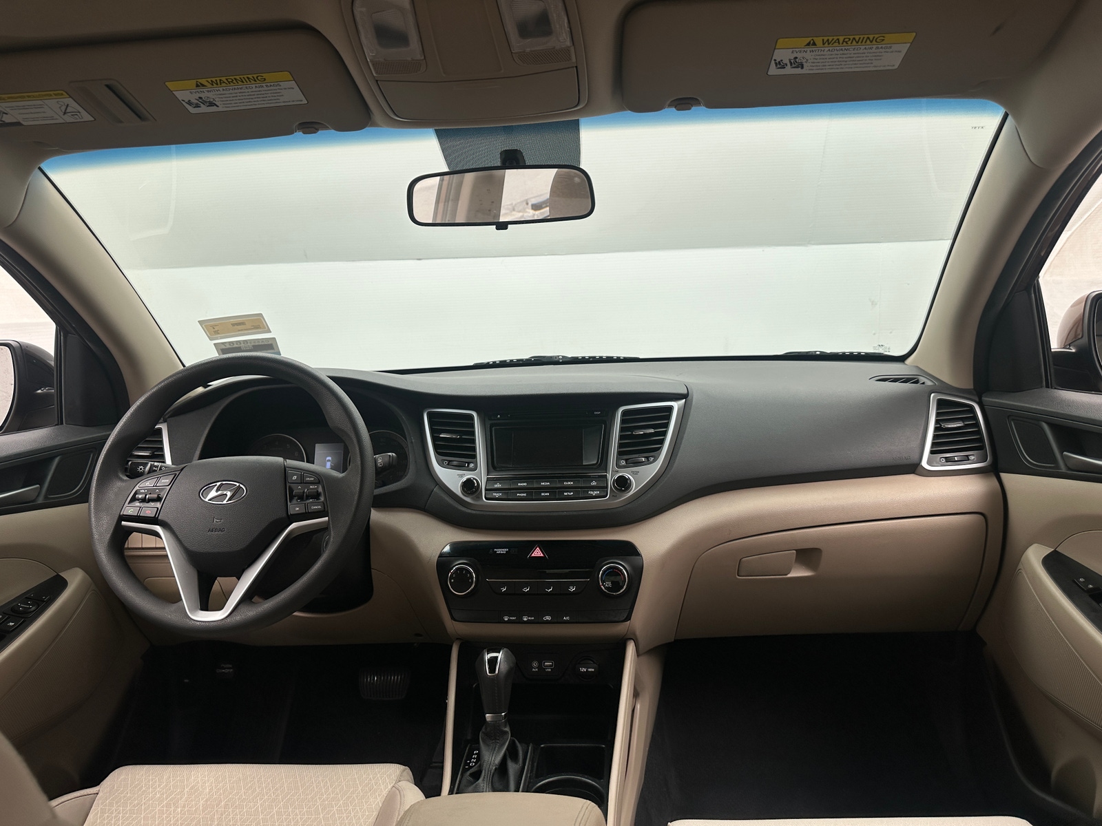Thumbnail: 2017 Hyundai Tucson - 3