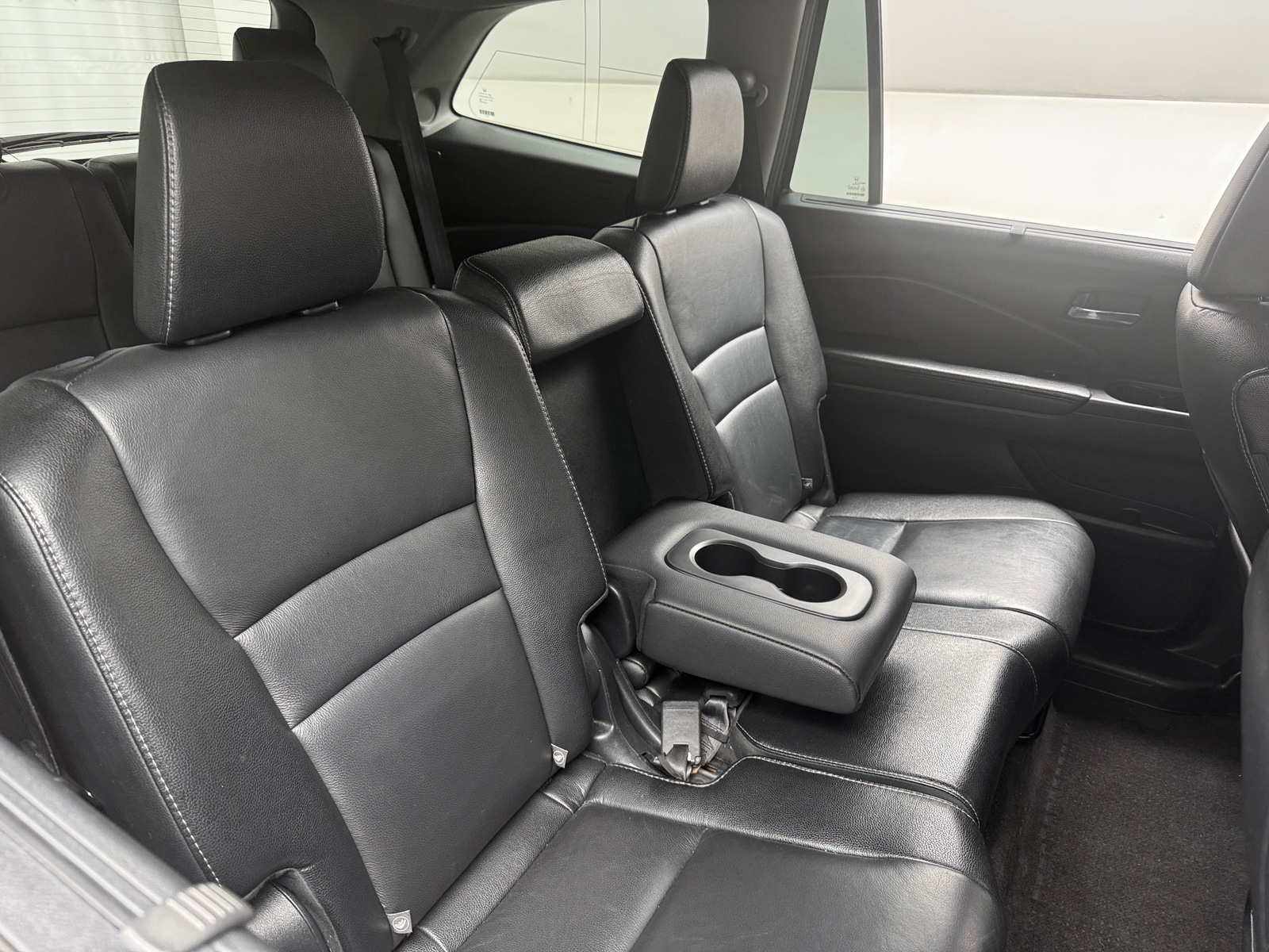 Thumbnail: 2017 Honda Pilot - 5