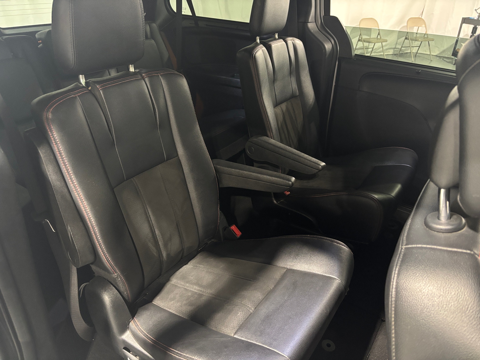 Thumbnail: 2017 Dodge Grand Caravan - 5