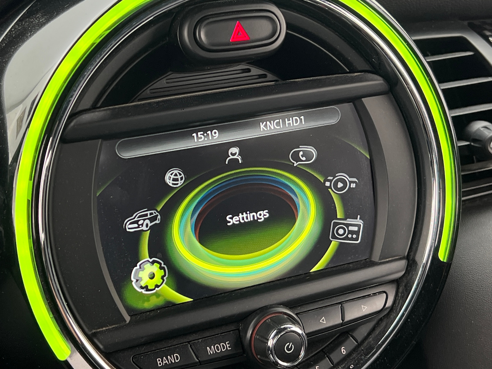 Thumbnail: 2017 MINI Cooper Hardtop - 3