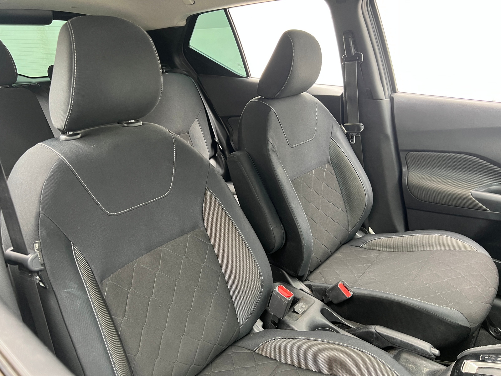 Thumbnail: 2018 Nissan Kicks - 2