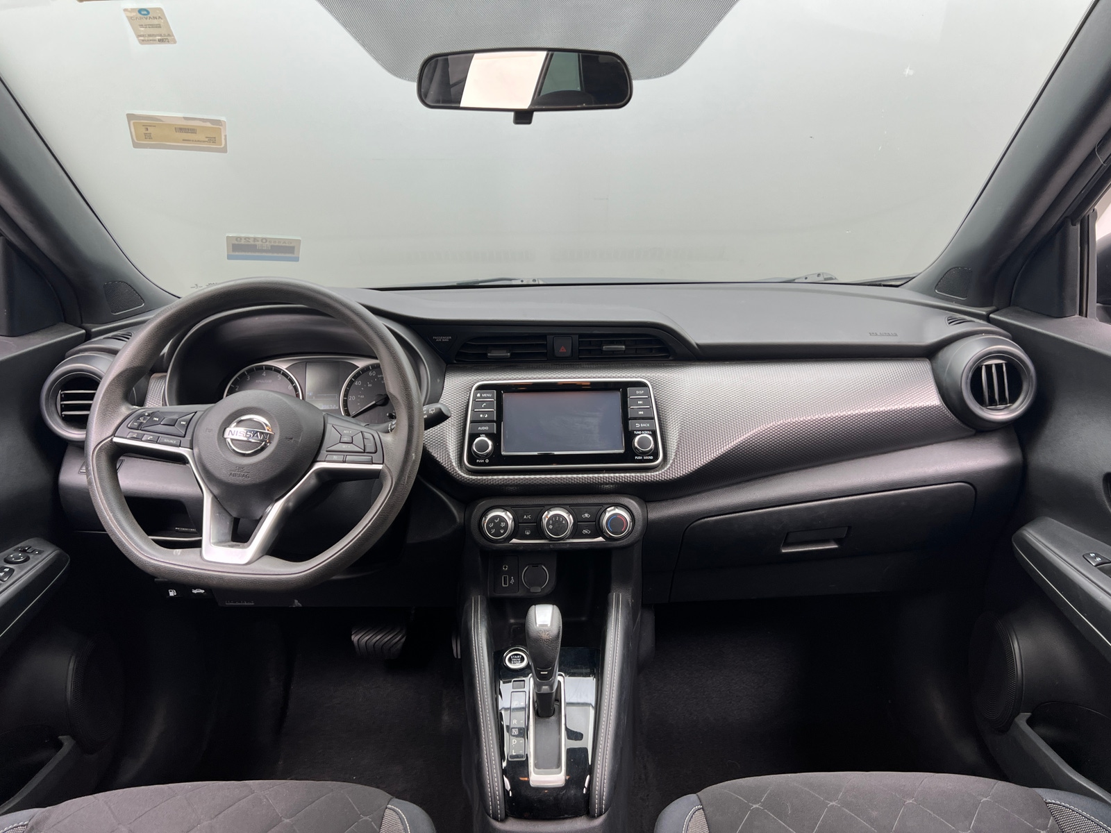 Thumbnail: 2018 Nissan Kicks - 3