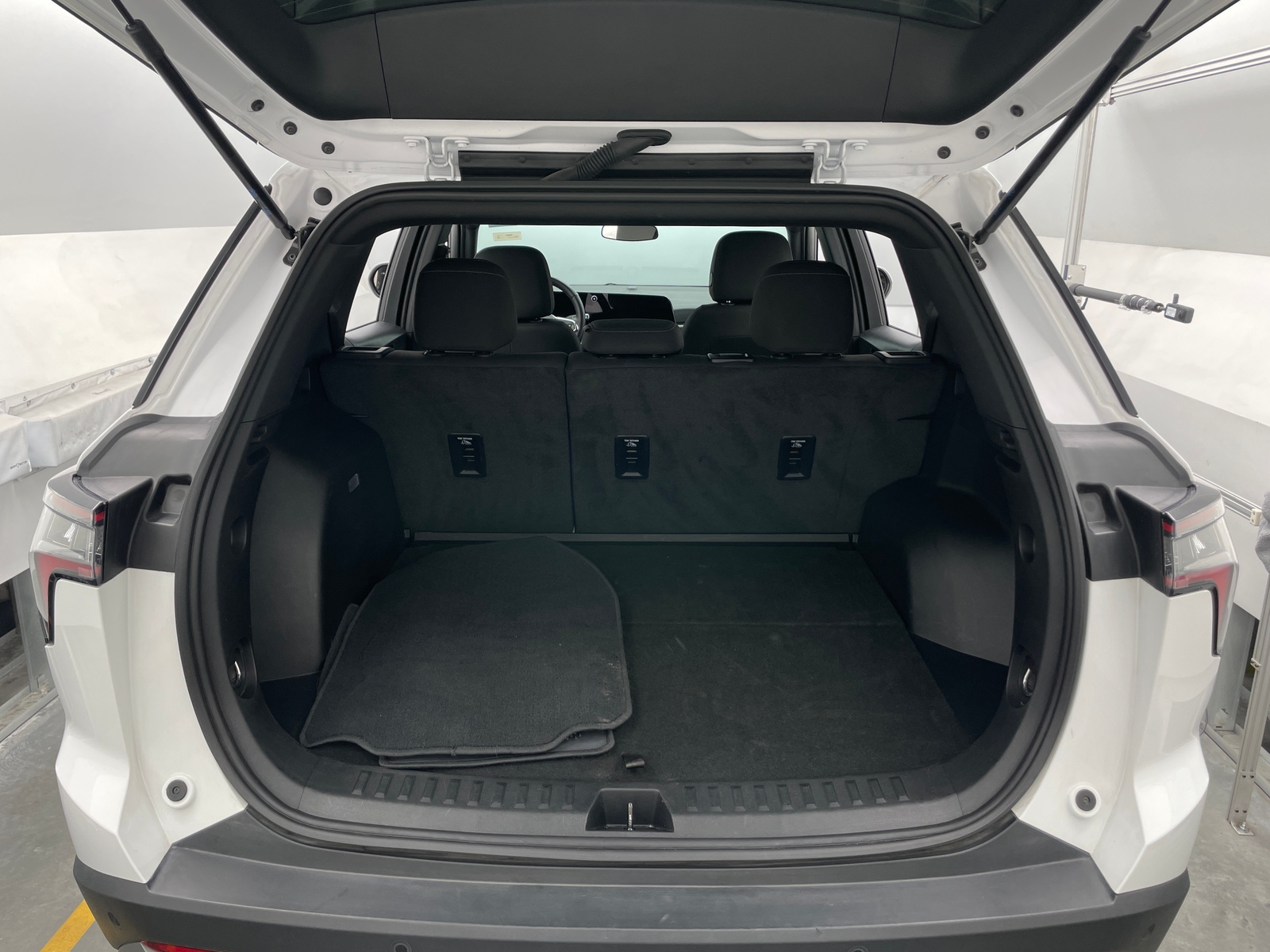 Thumbnail: 2025 Chevrolet Equinox - 7