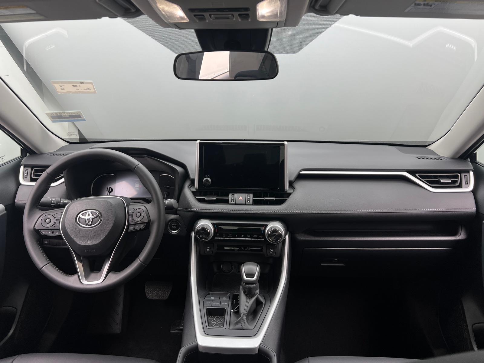Thumbnail: 2025 Toyota RAV4 - 2