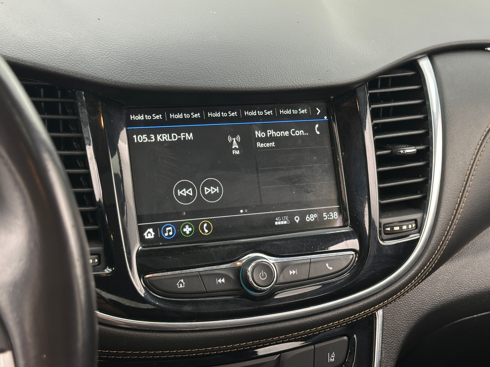 Thumbnail: 2019 Chevrolet Trax - 3