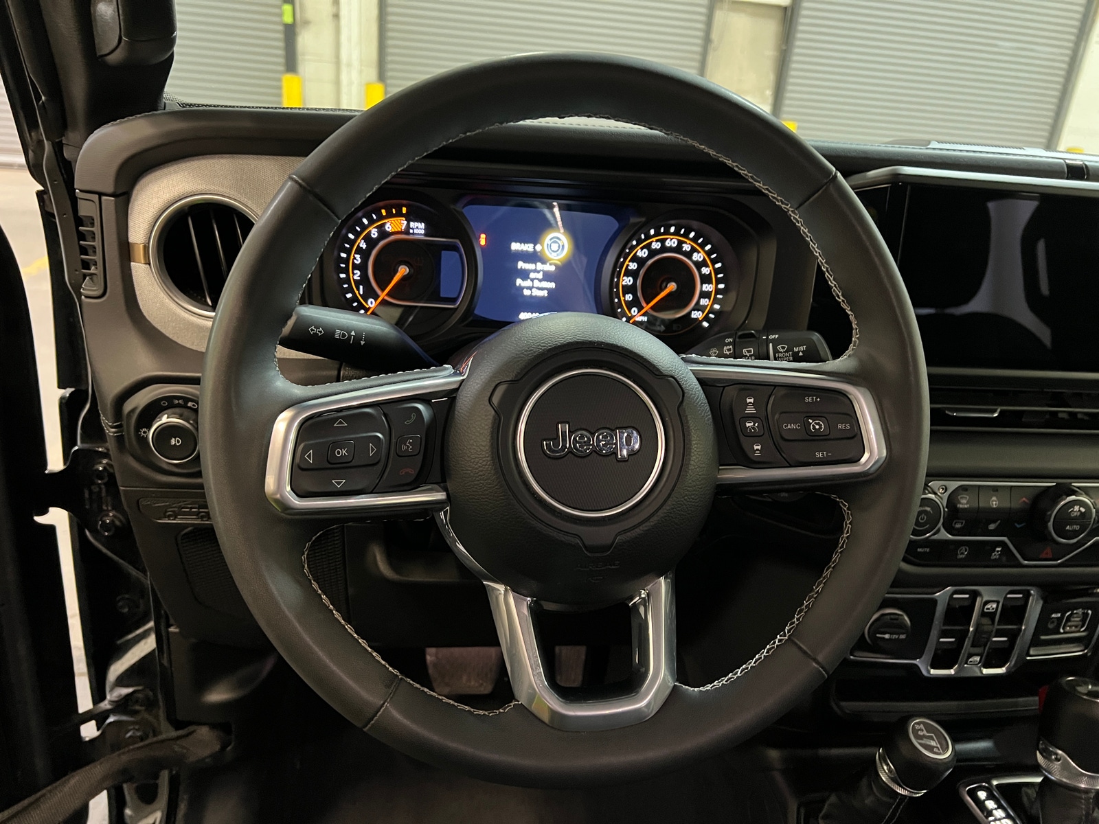 Thumbnail: 2025 Jeep Wrangler - 5