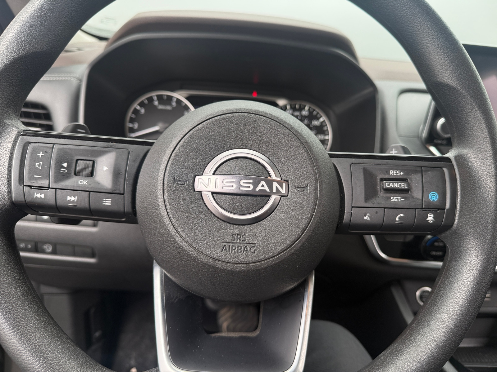 Thumbnail: 2023 Nissan Rogue - 5