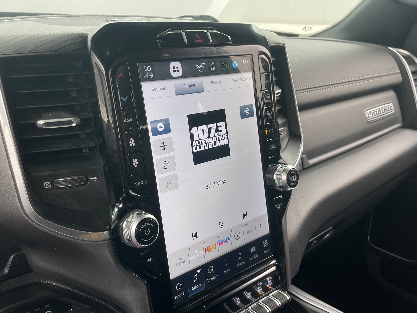 Thumbnail: 2023 RAM 1500 - 3