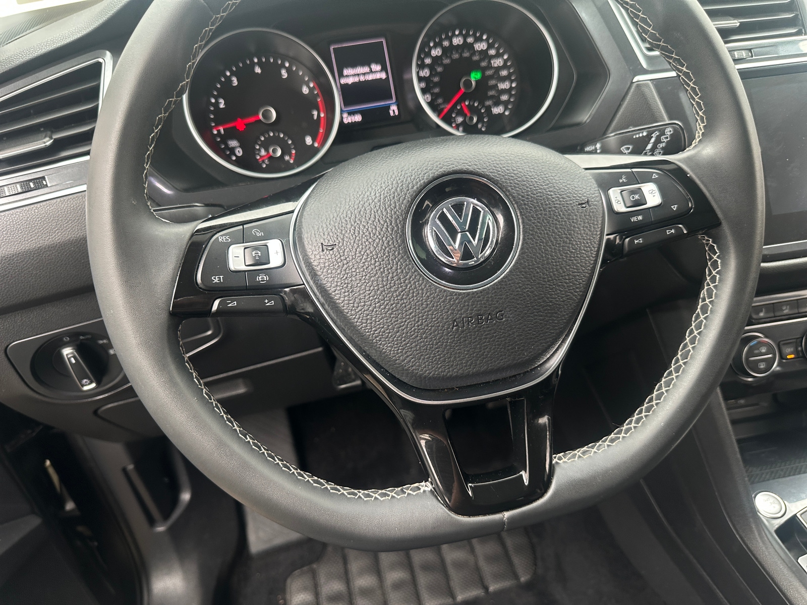 Thumbnail: 2021 Volkswagen Tiguan - 4
