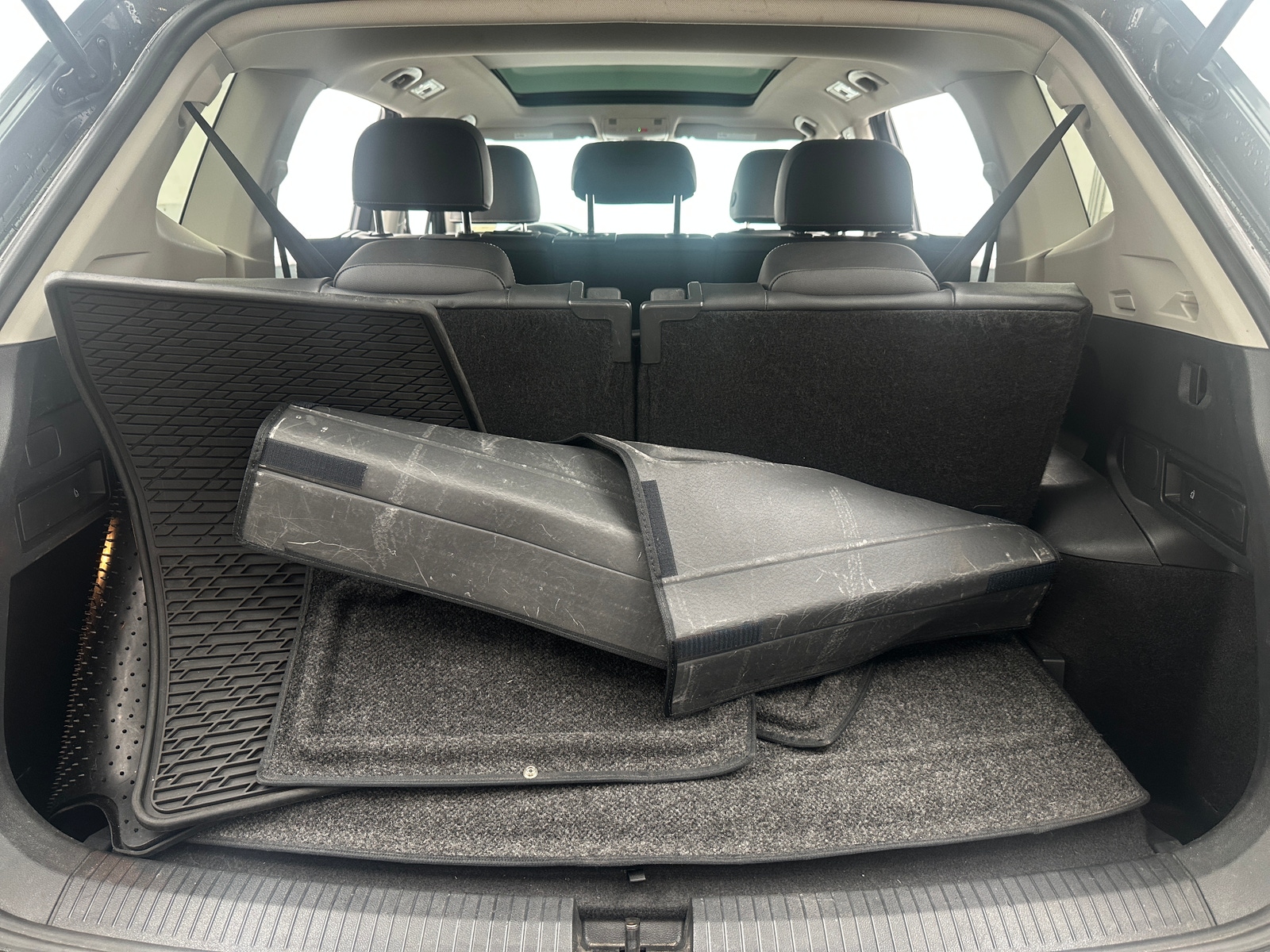 Thumbnail: 2021 Volkswagen Tiguan - 6