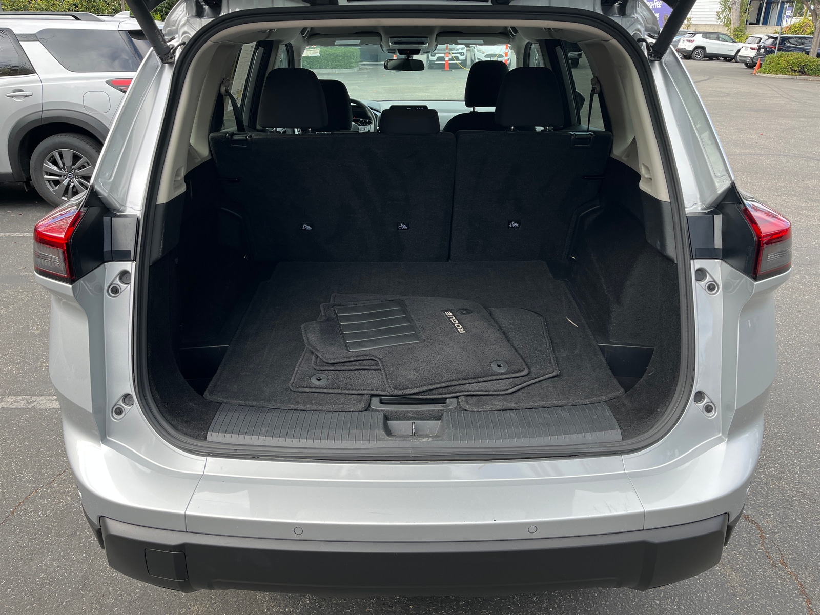 Thumbnail: 2025 Nissan Rogue - 6