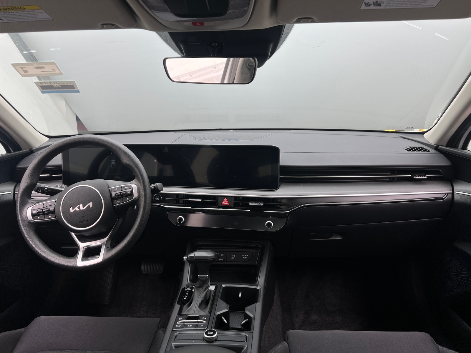 Thumbnail: 2025 Kia K5 - 3