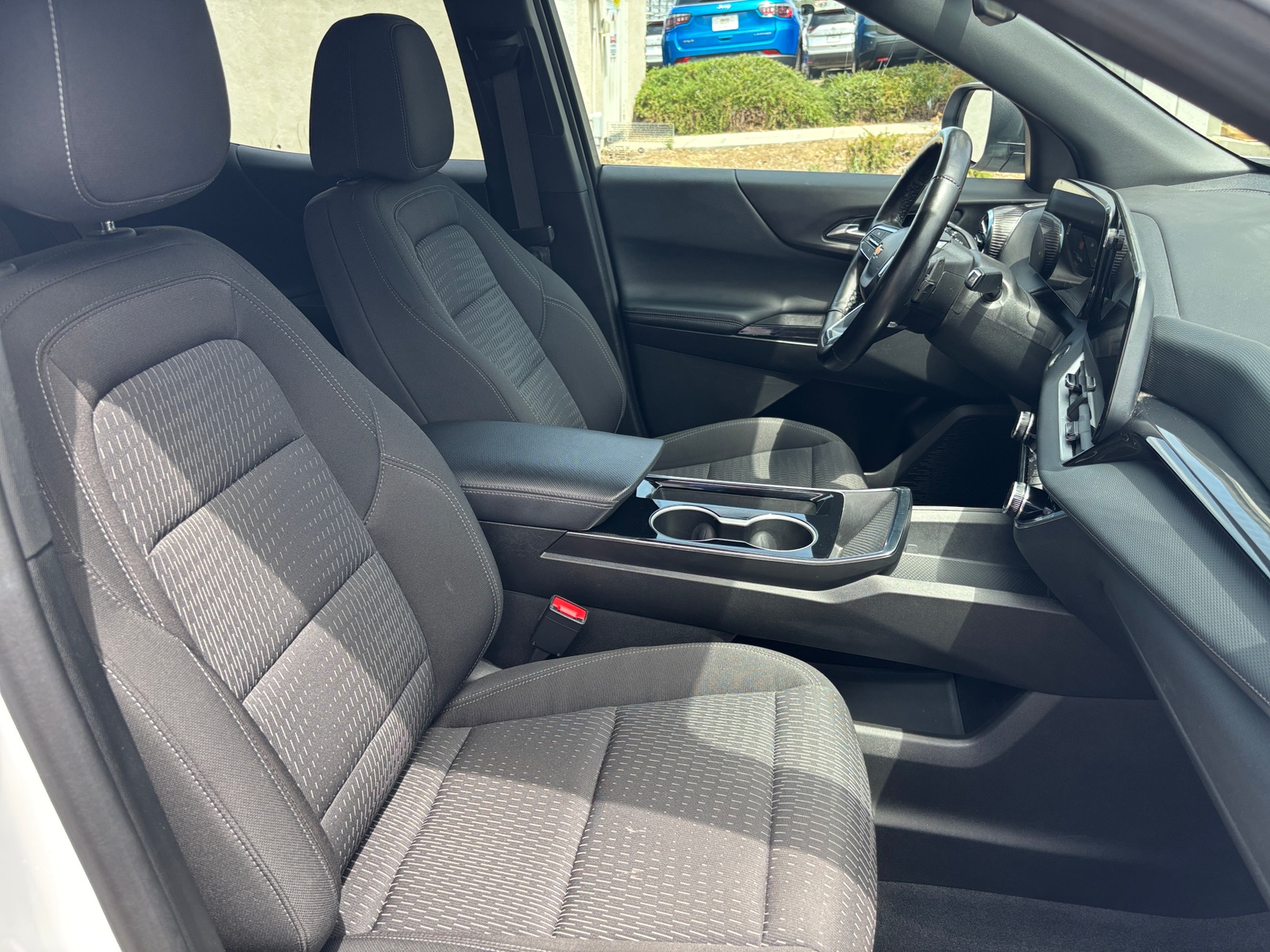 Thumbnail: 2025 Chevrolet Equinox - 2