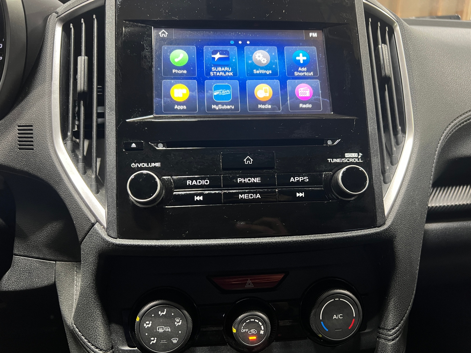 Thumbnail: 2019 Subaru Crosstrek - 4
