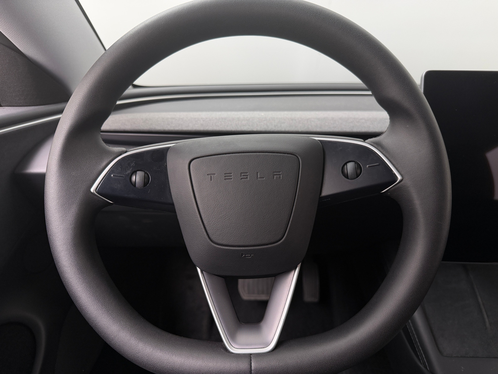 Thumbnail: 2025 Tesla Model 3 - 4
