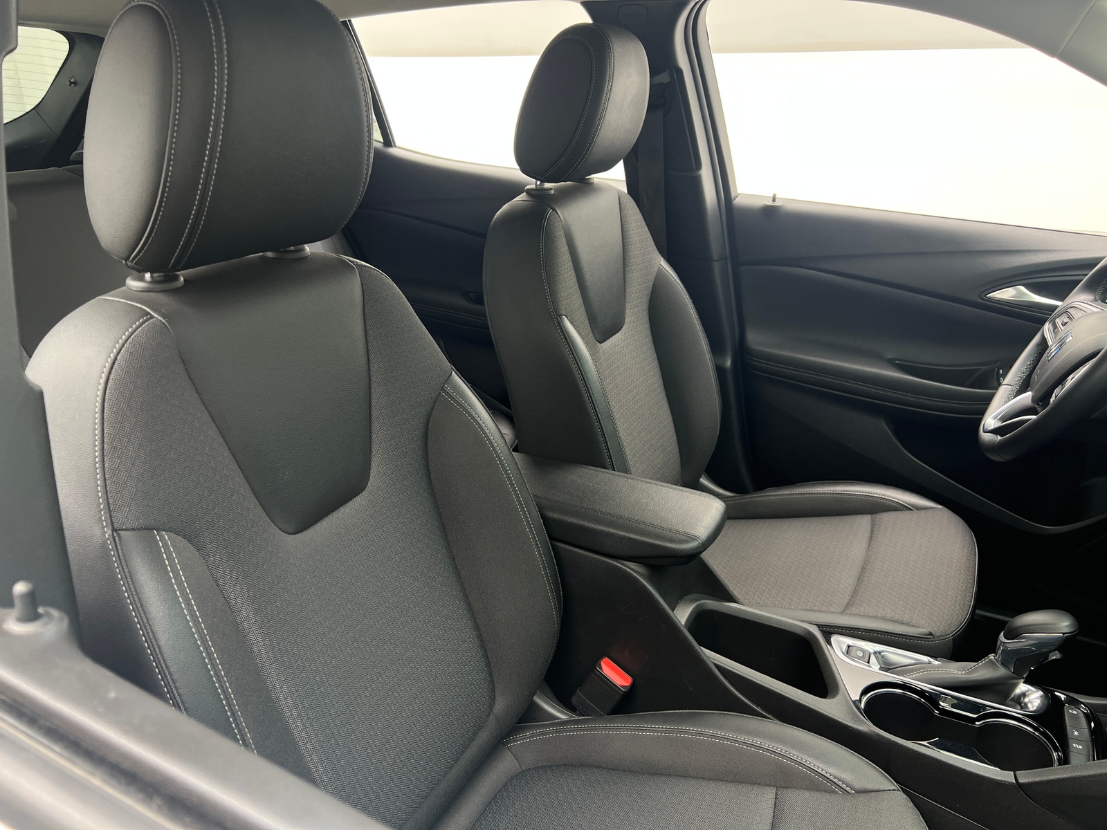 Thumbnail: 2025 Buick Encore GX - 2