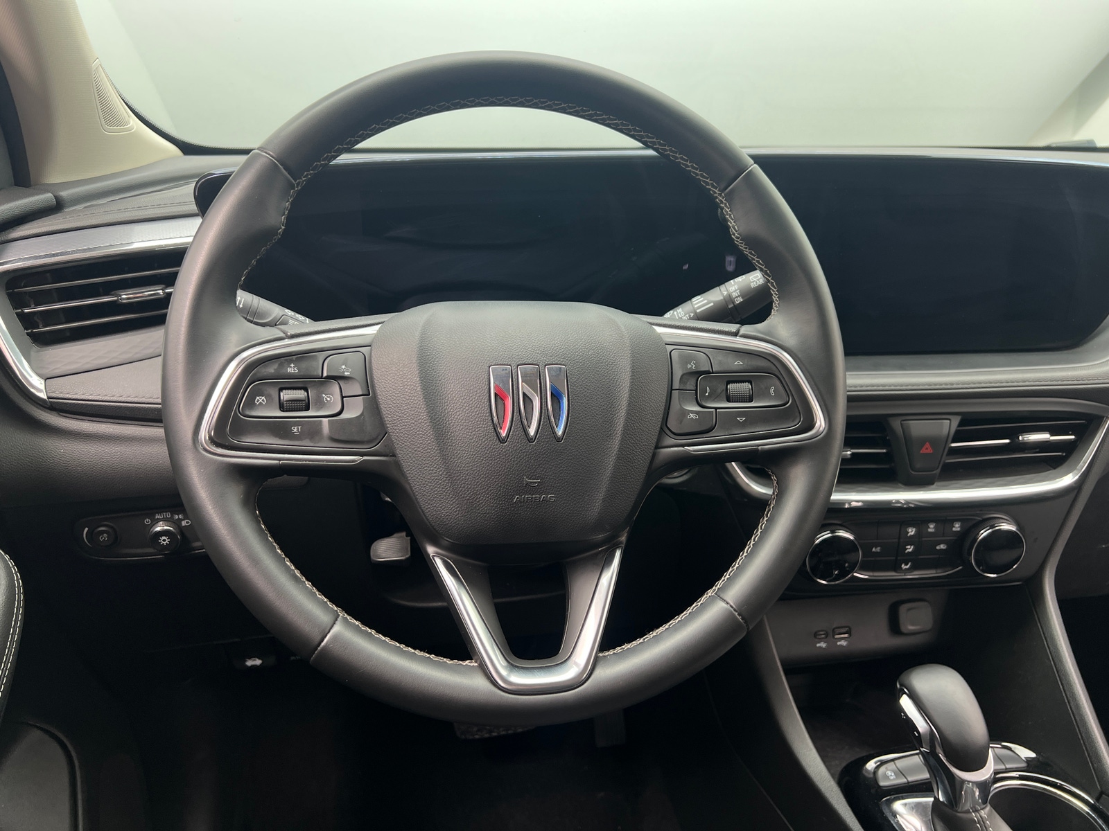 Thumbnail: 2025 Buick Encore GX - 5