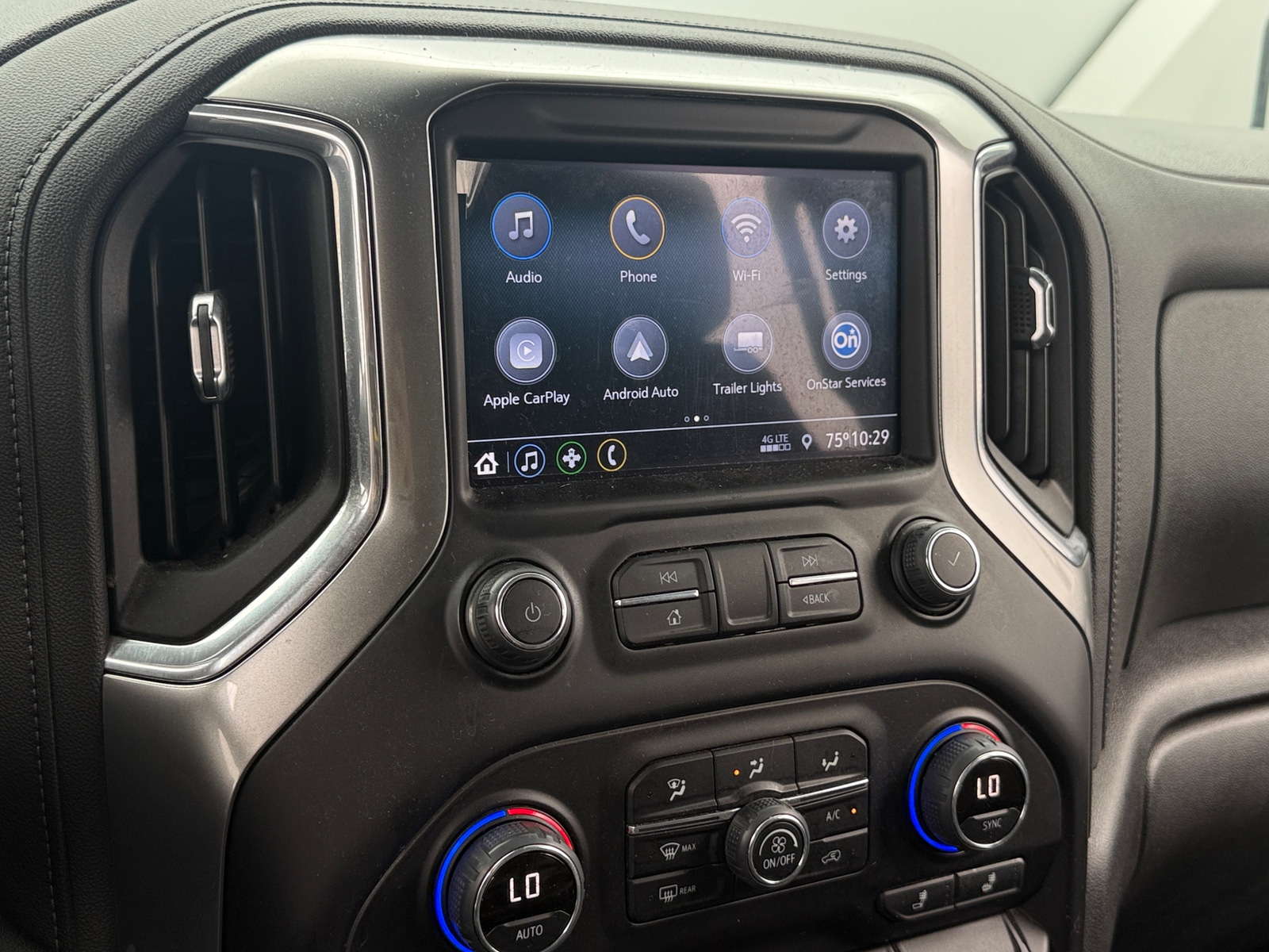 Thumbnail: 2022 Chevrolet Silverado 2500 - 4