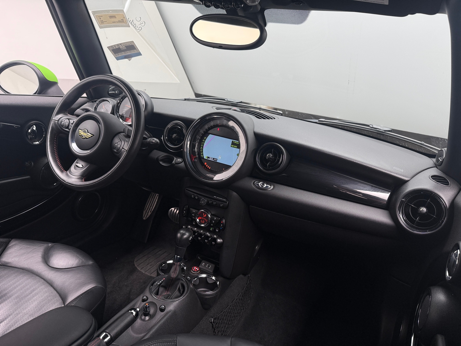 Thumbnail: 2015 MINI Cooper Convertible - 3