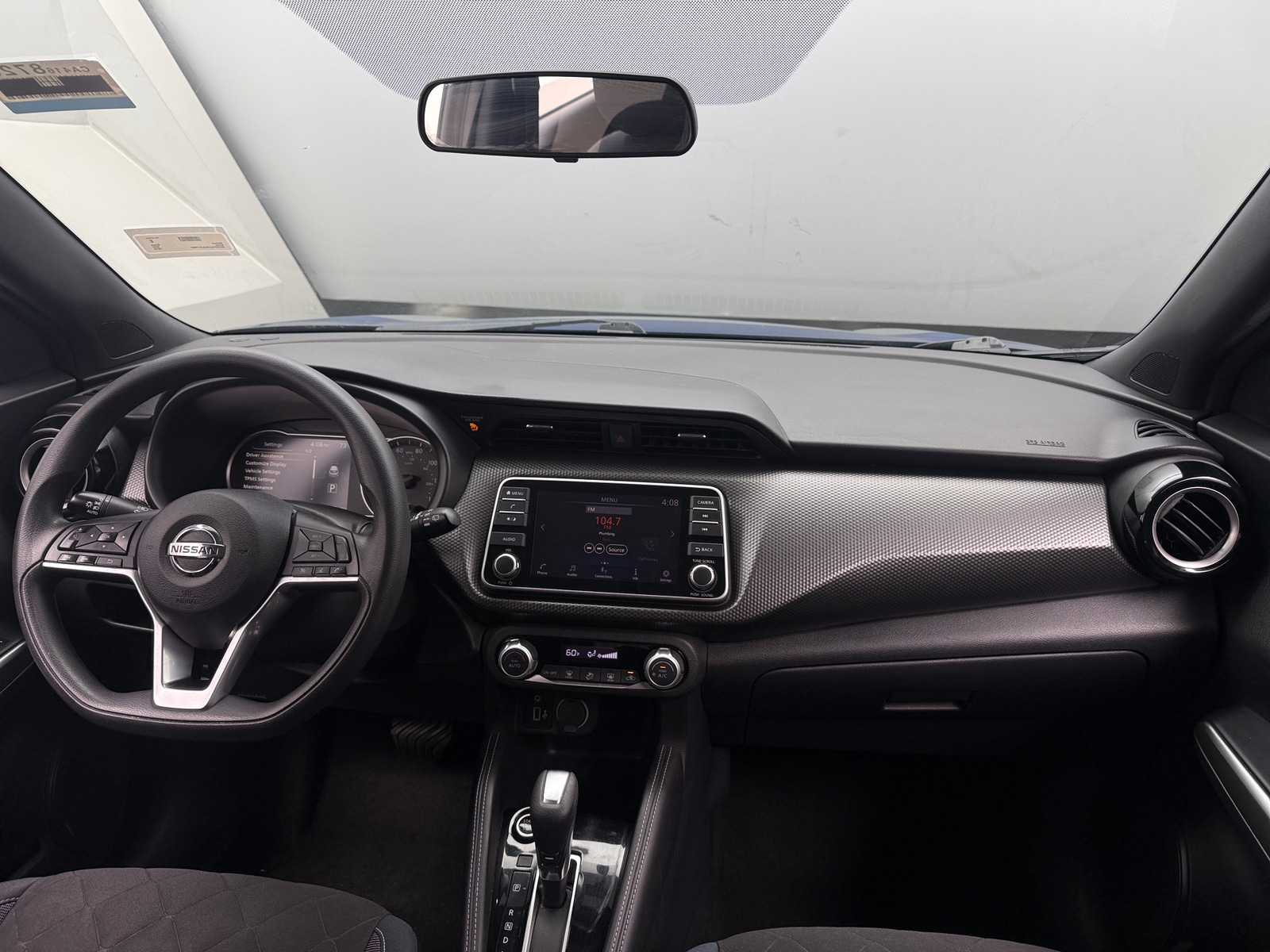 Thumbnail: 2018 Nissan Kicks - 3