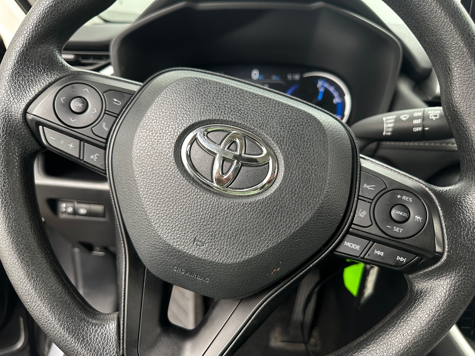 Thumbnail: 2025 Toyota RAV4 - 5