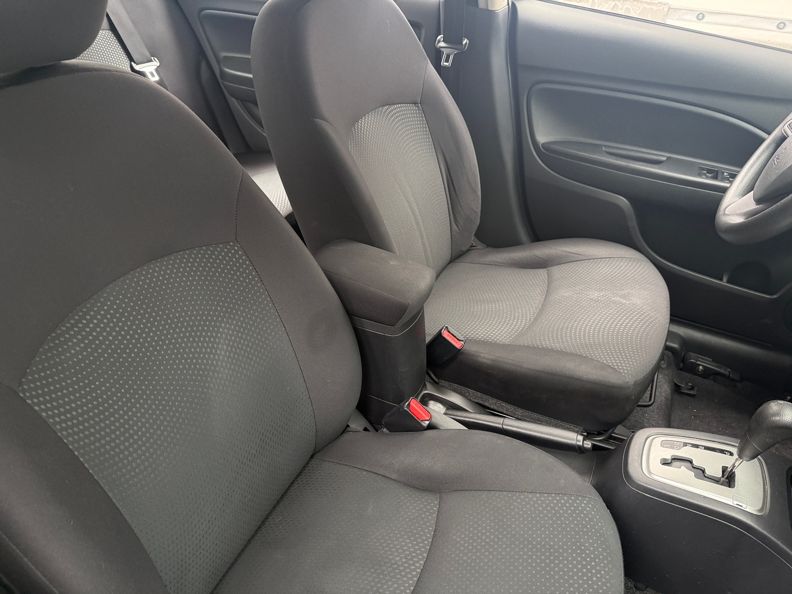 Thumbnail: 2019 Mitsubishi Mirage G4 - 2