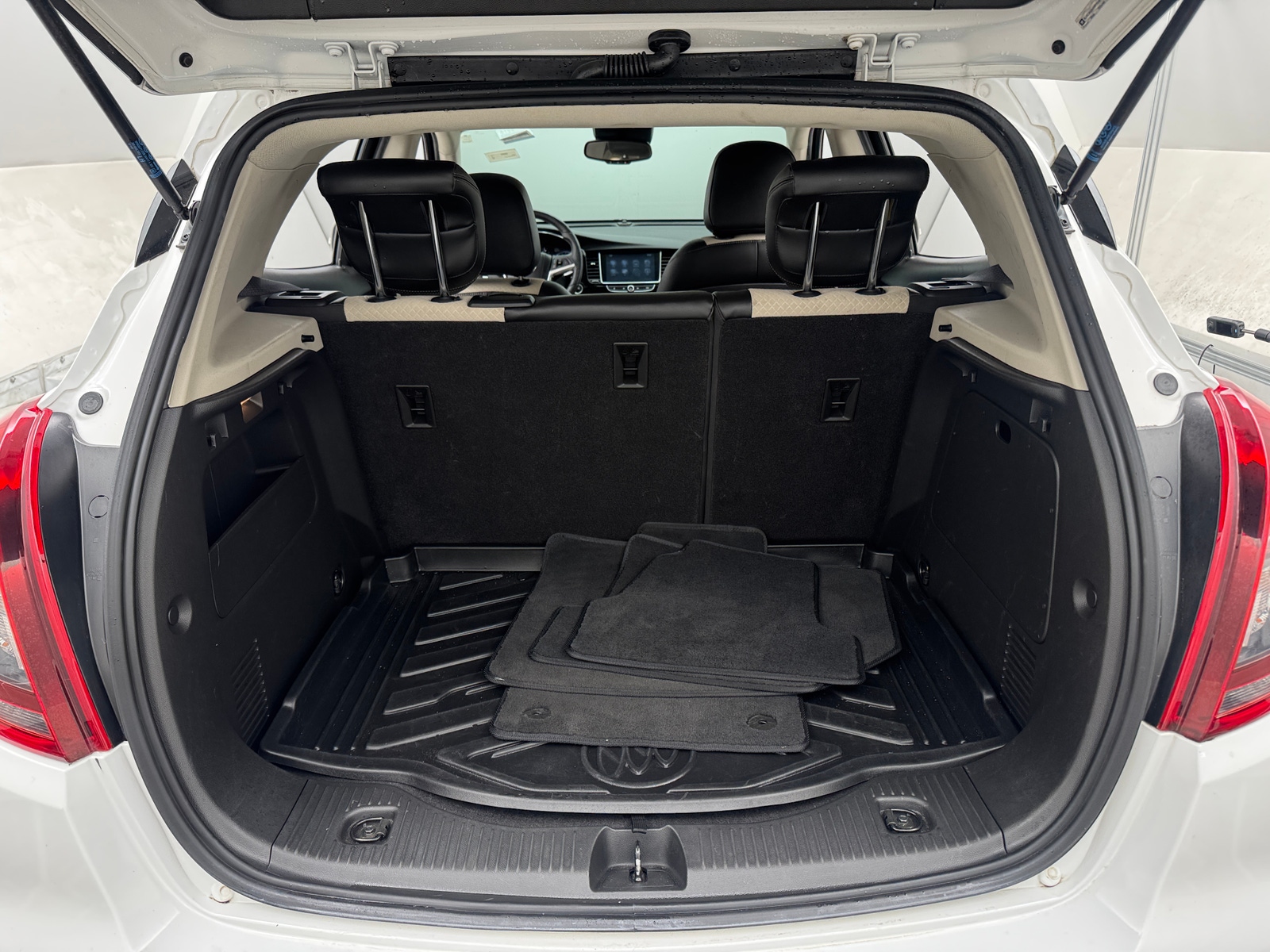 Thumbnail: 2017 Buick Encore - 6