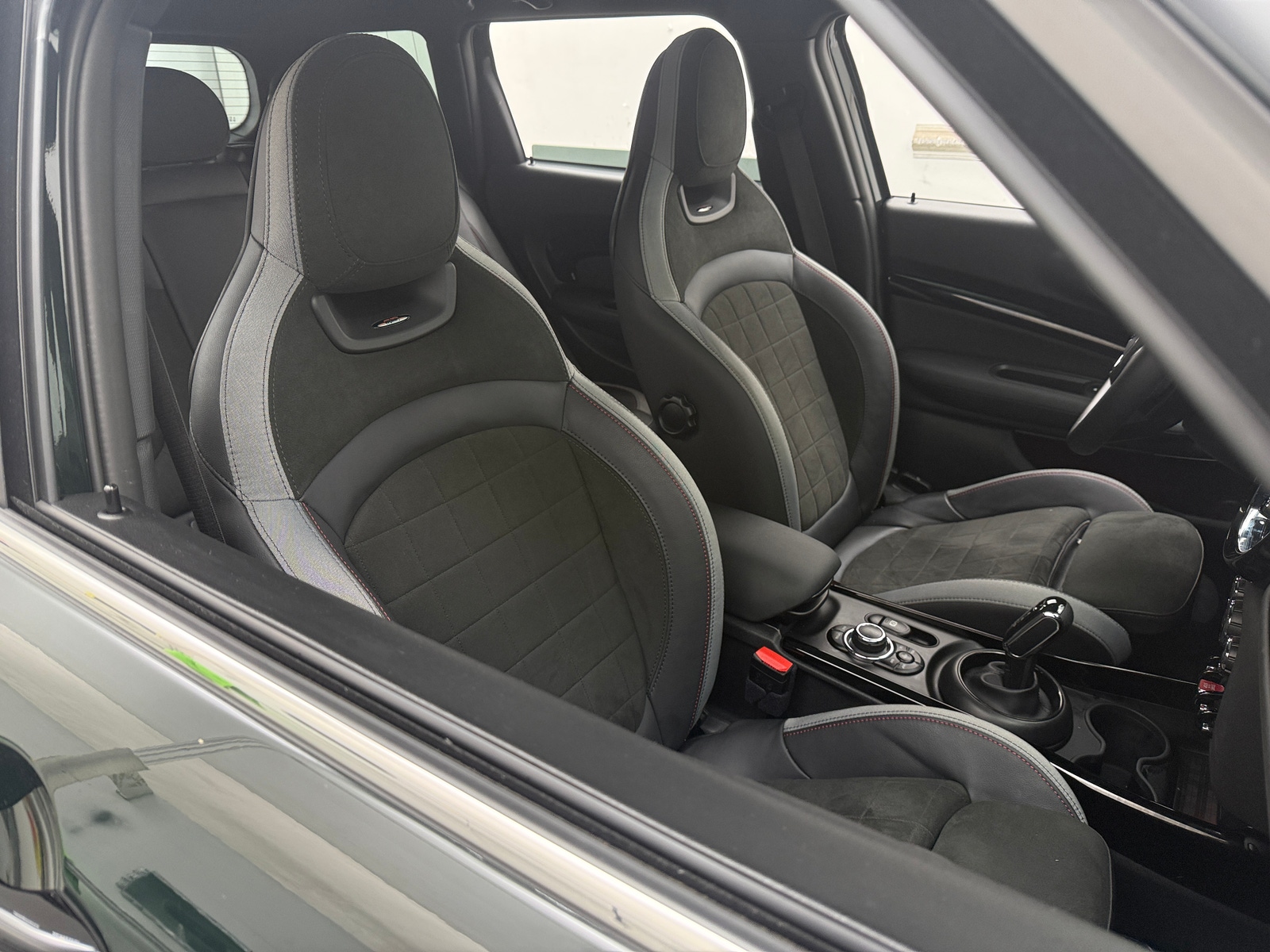 Thumbnail: 2024 MINI Cooper Clubman - 2