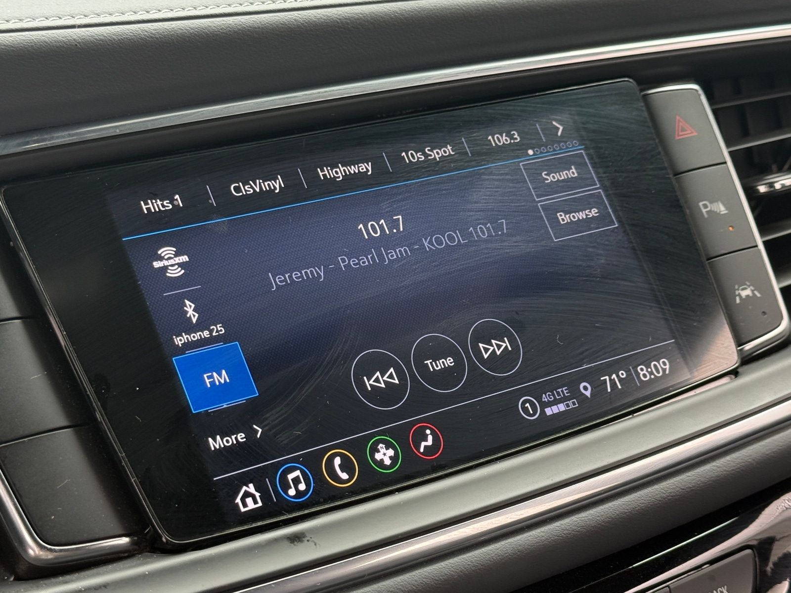 Thumbnail: 2023 Buick Enclave - 3