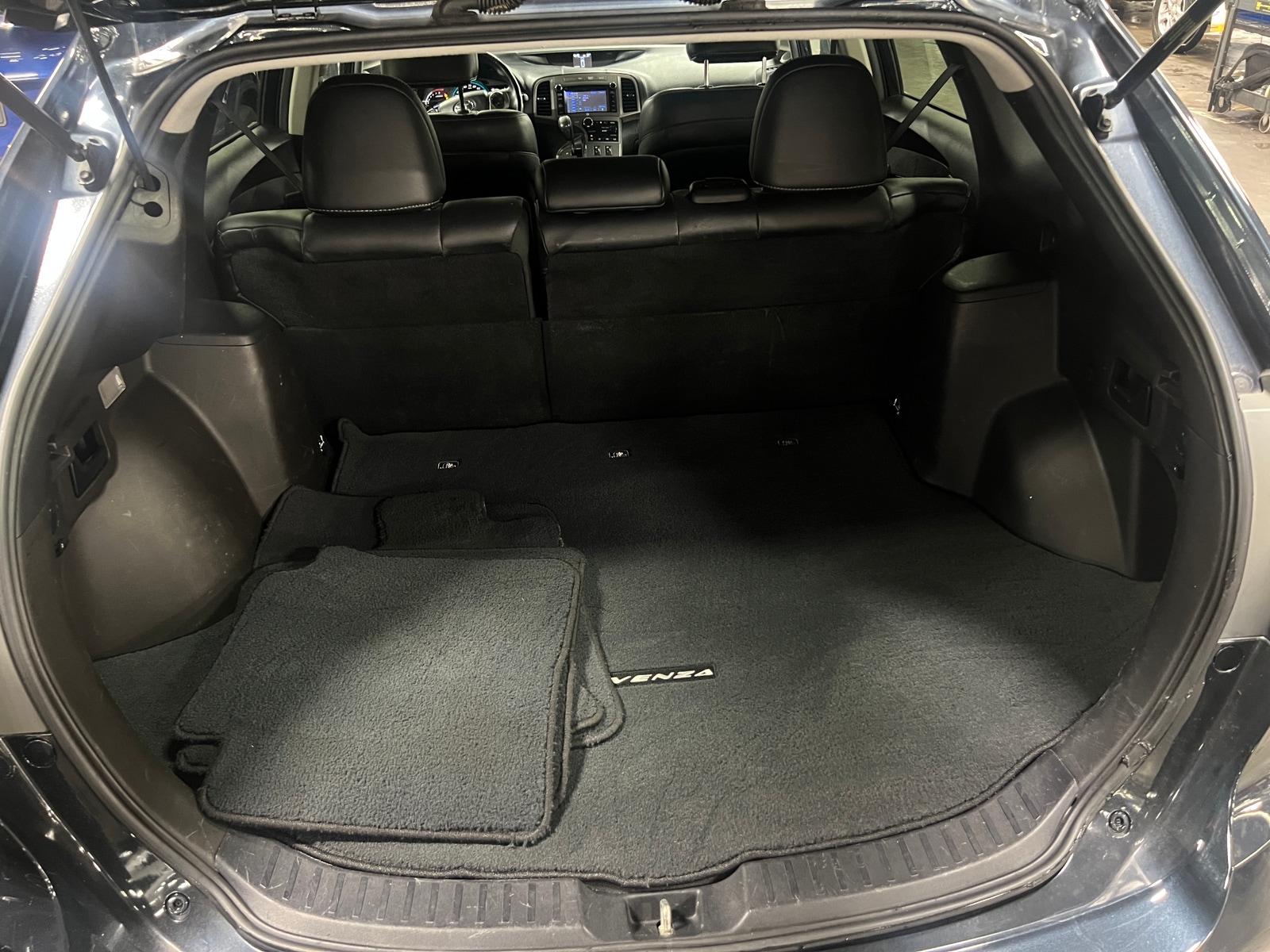 Thumbnail: 2014 Toyota Venza - 7