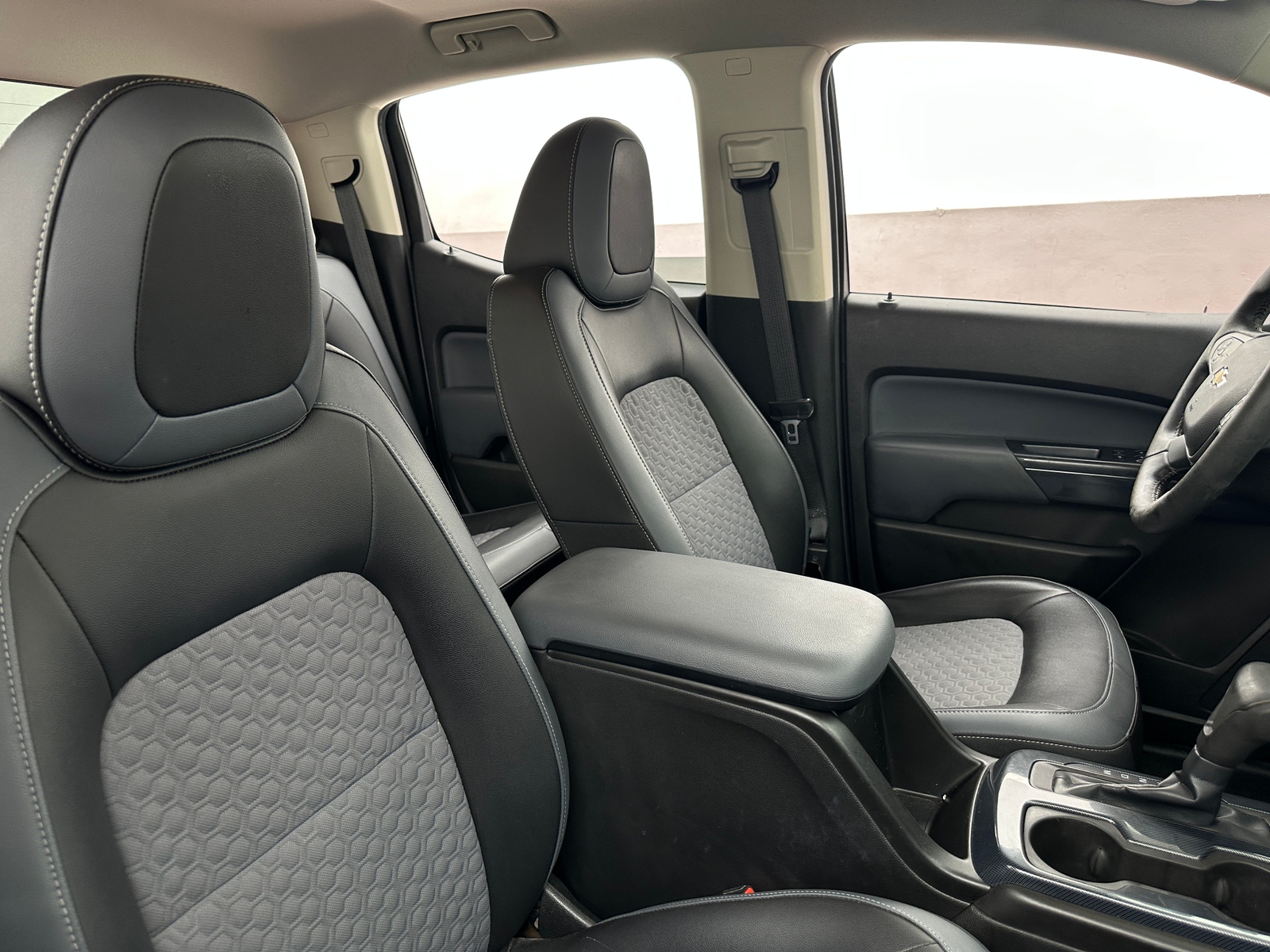Thumbnail: 2015 Chevrolet Colorado - 2