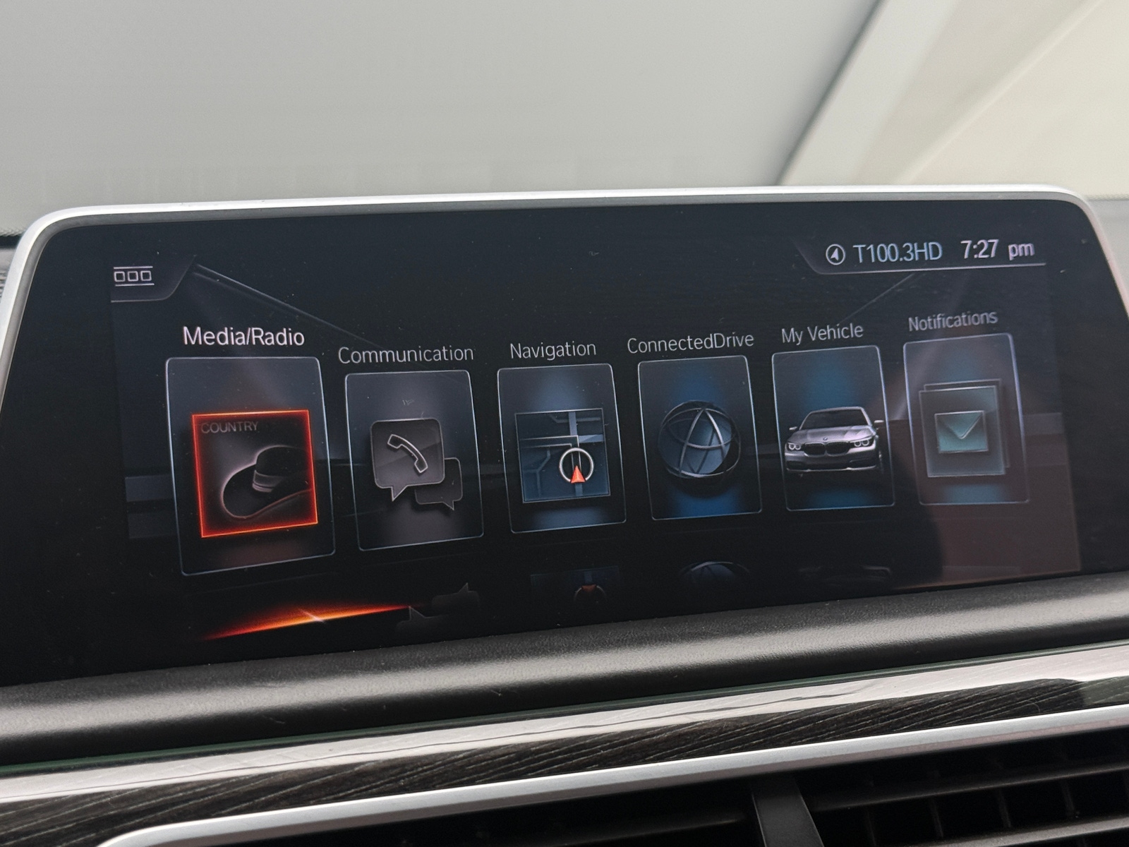 Thumbnail: 2016 BMW 7 Series - 3