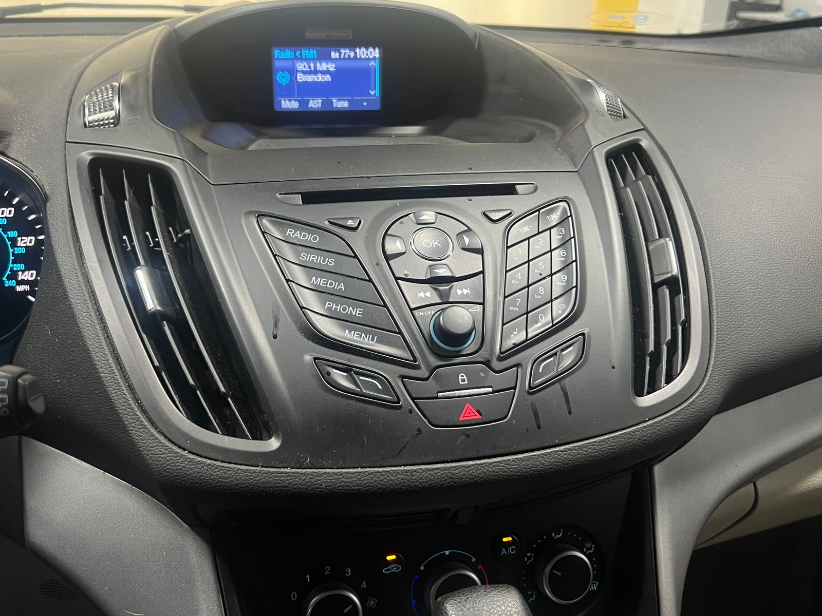 Thumbnail: 2014 Ford Escape - 4