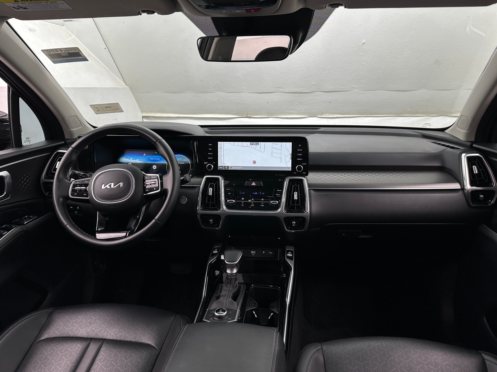 Thumbnail: 2023 Kia Sorento - 2