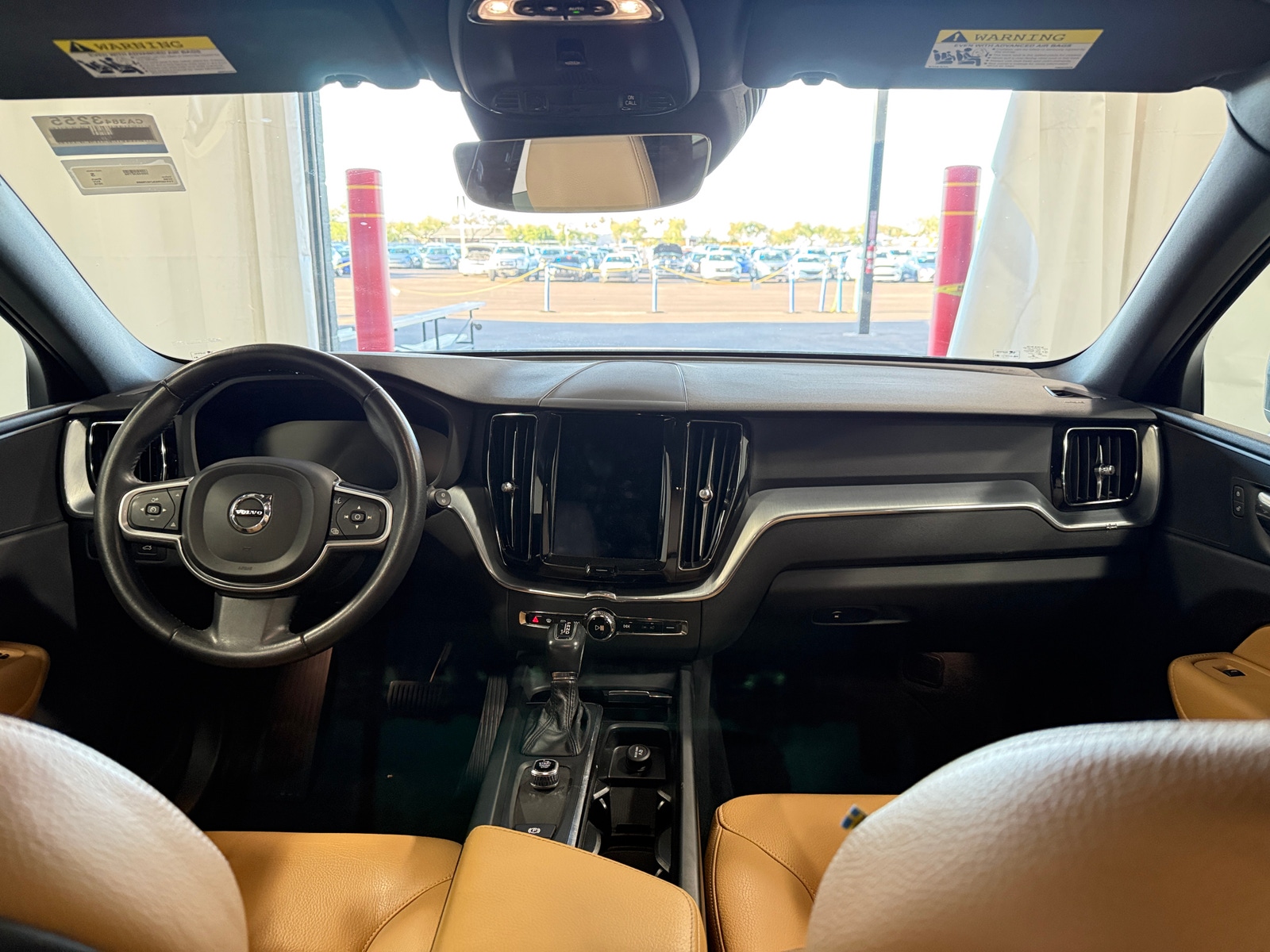 Thumbnail: 2018 Volvo XC60 - 2