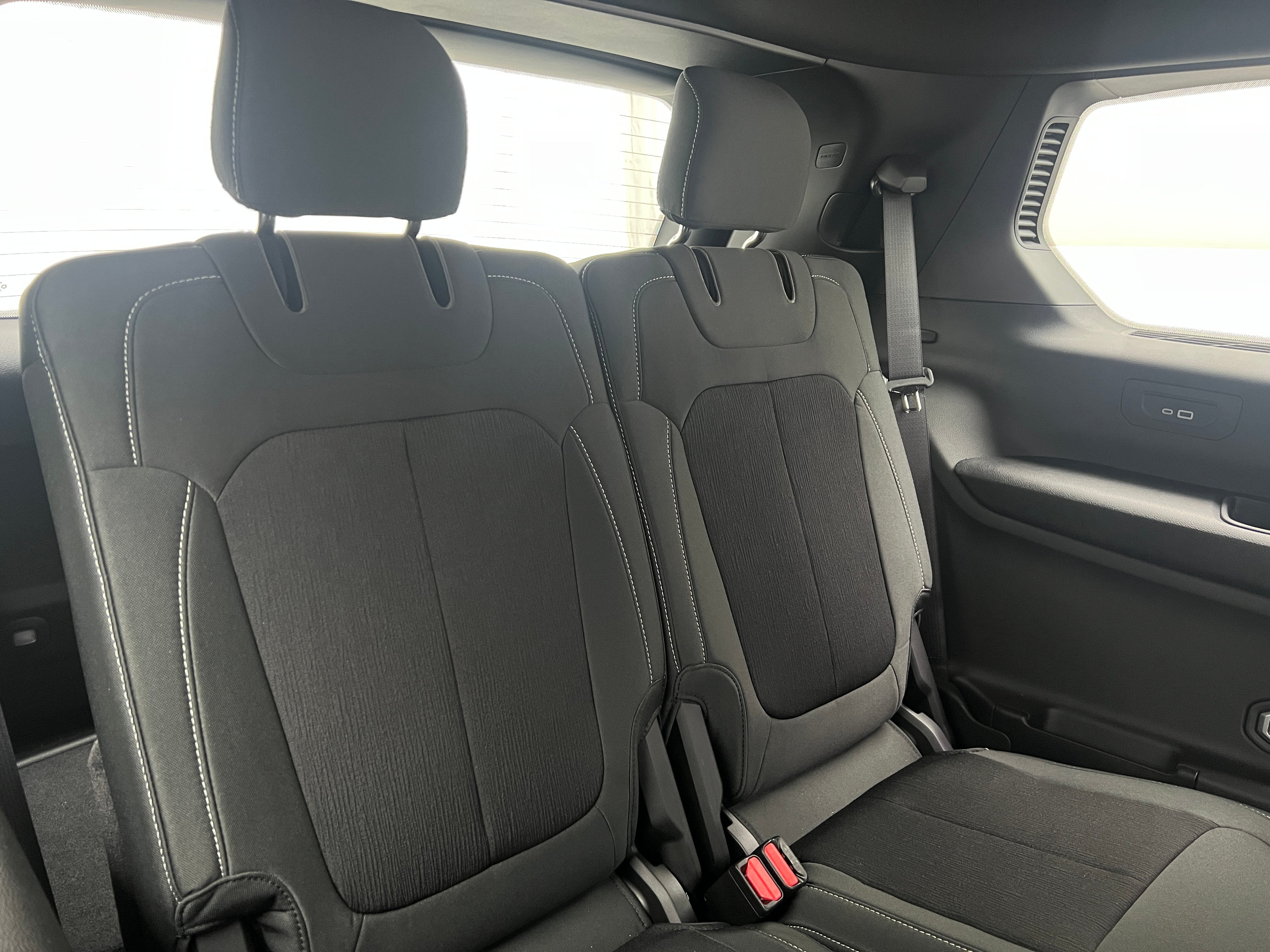 2026 Jeep Grand Cherokee L Laredo X's photo