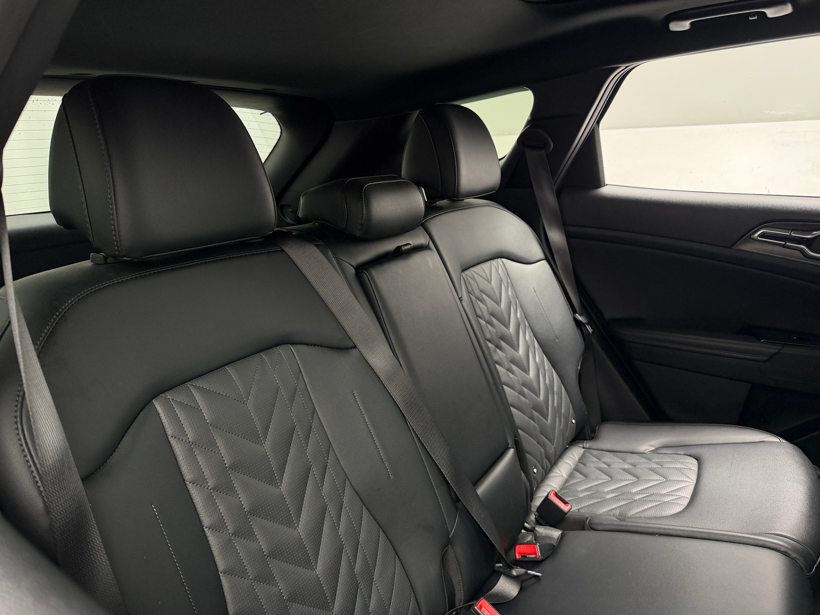 Thumbnail: 2024 Kia Sportage - 5