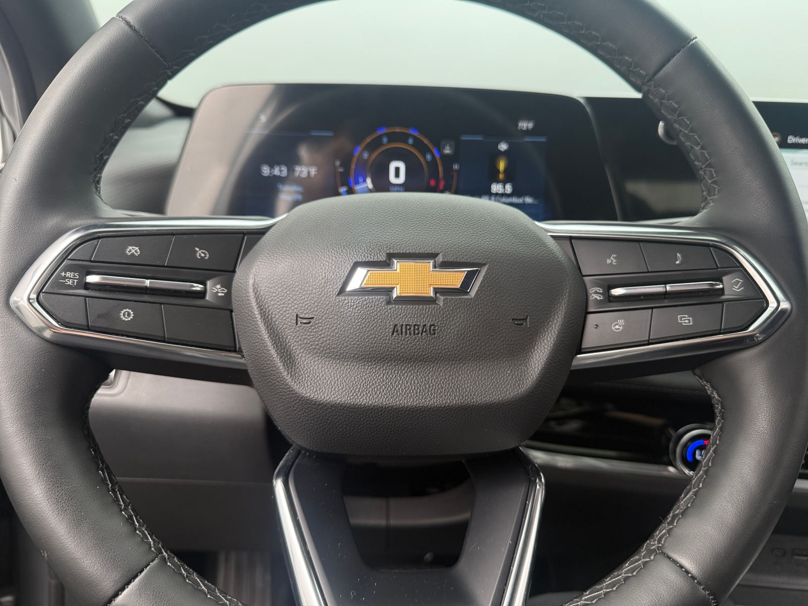 Thumbnail: 2026 Chevrolet Equinox - 5