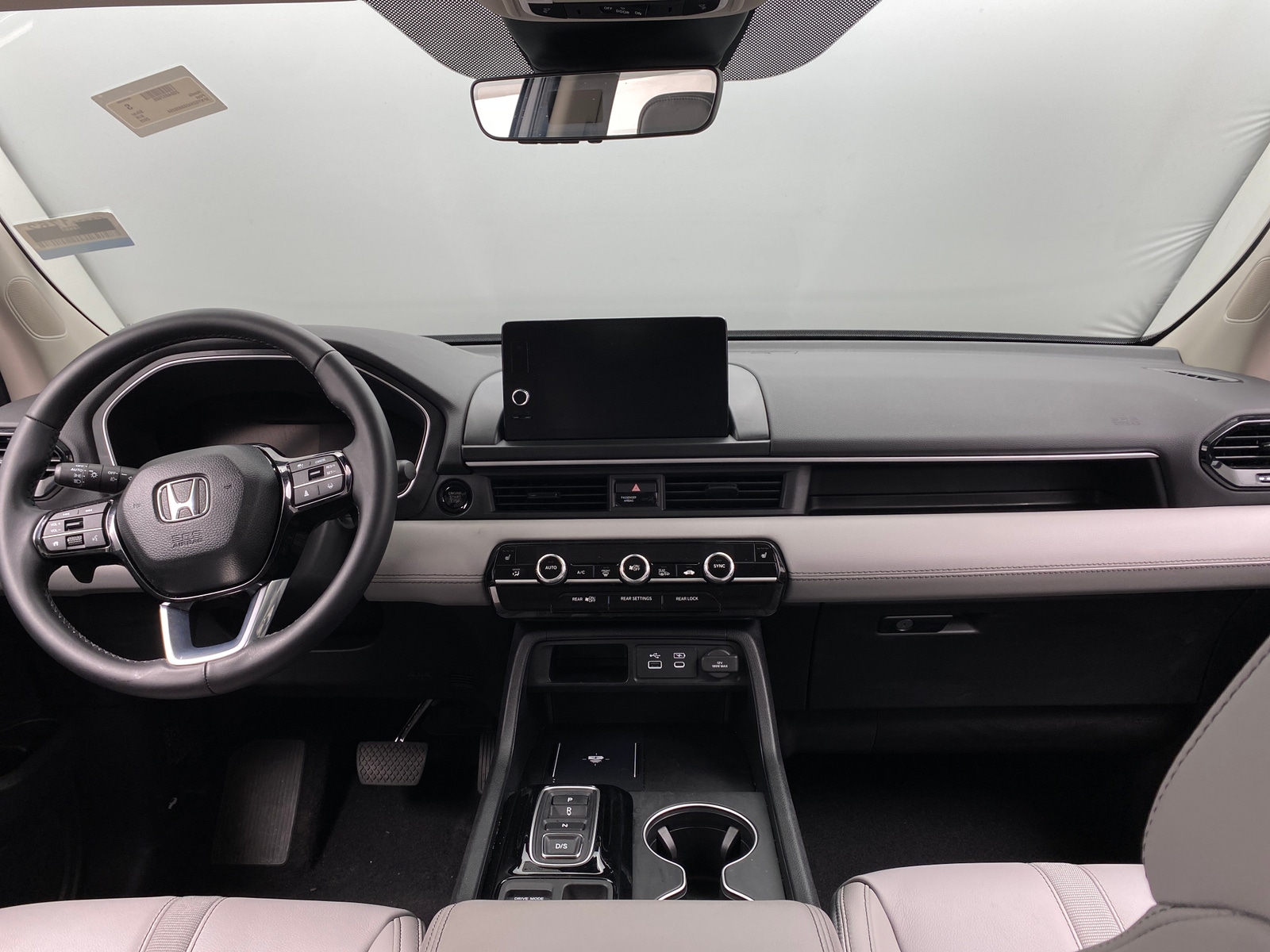 Thumbnail: 2025 Honda Pilot - 2