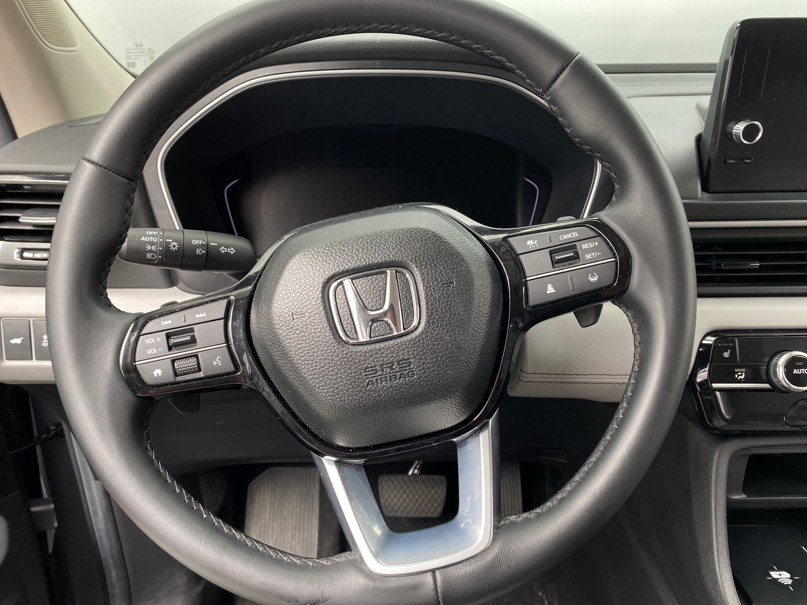 Thumbnail: 2025 Honda Pilot - 4
