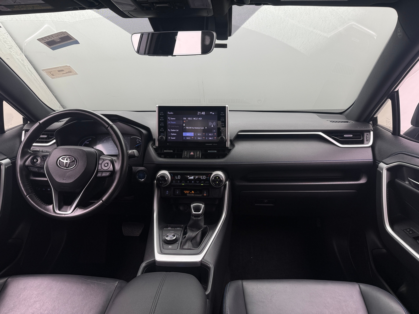 Thumbnail: 2022 Toyota RAV4 - 2